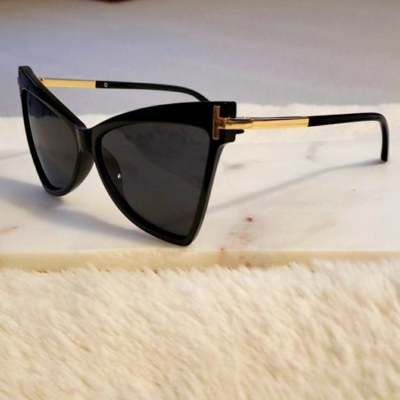 New Black Cateye Sunglasses with Gold Accent - Picture 4 of 9